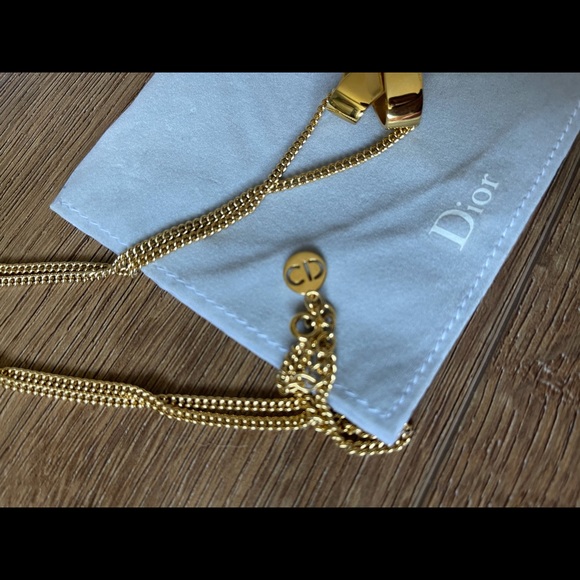 CHRISTIAN DIOR-AUTHENTIC Gold Pendant/Necklace - Picture 14 of 16